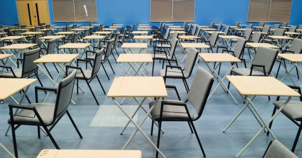 警視庁採用試験の試験会場