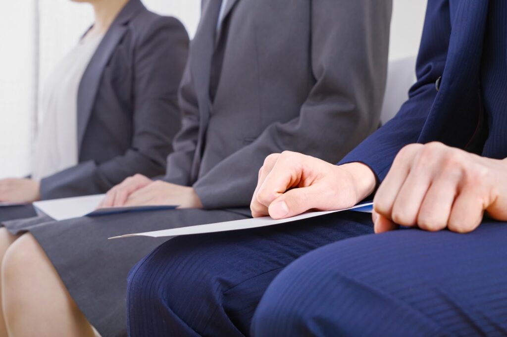 【男女別】警察官の面接で最適な服装